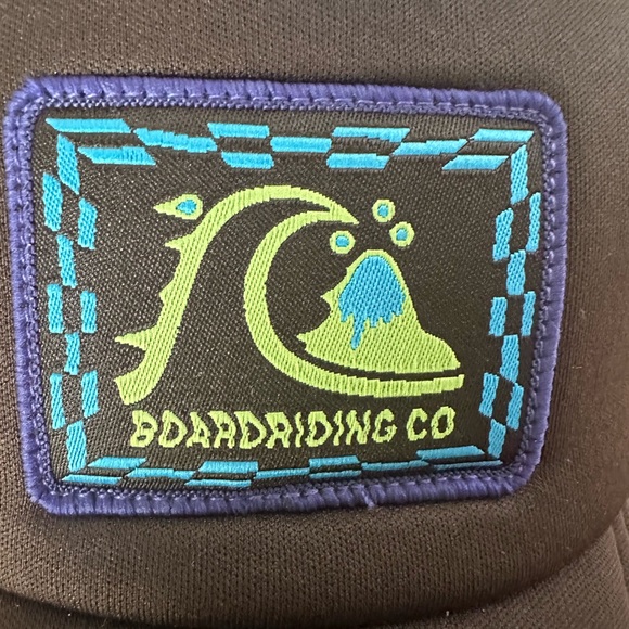 BNWT Quiksilver Boardridng Co Youth Hat - Picture 2 of 6